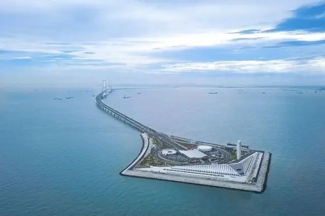 深中通道正式开通！收费标准→